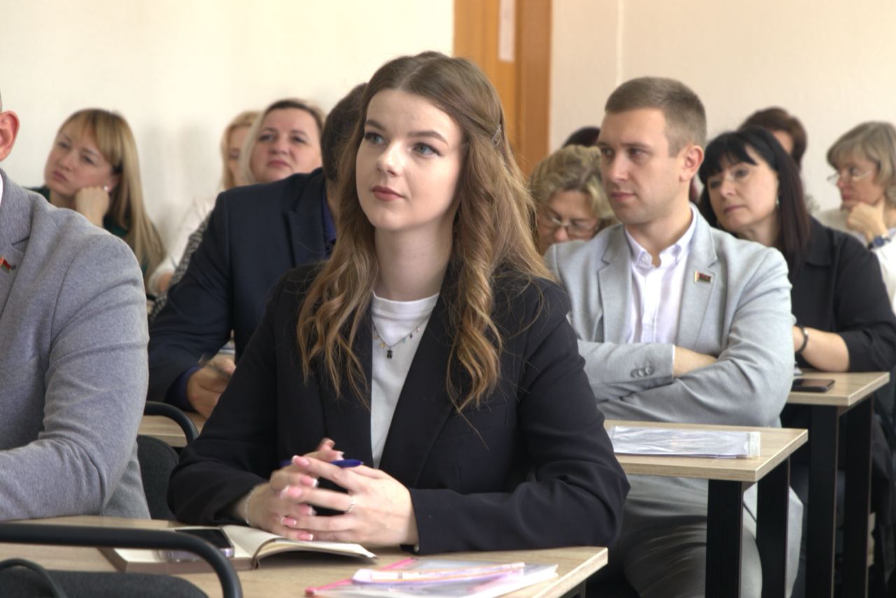 Семинар Инновационного медийного кластера Гродненской области, посвященный развитию юнкоровского движения в регионе, прошел в Купаловском университете