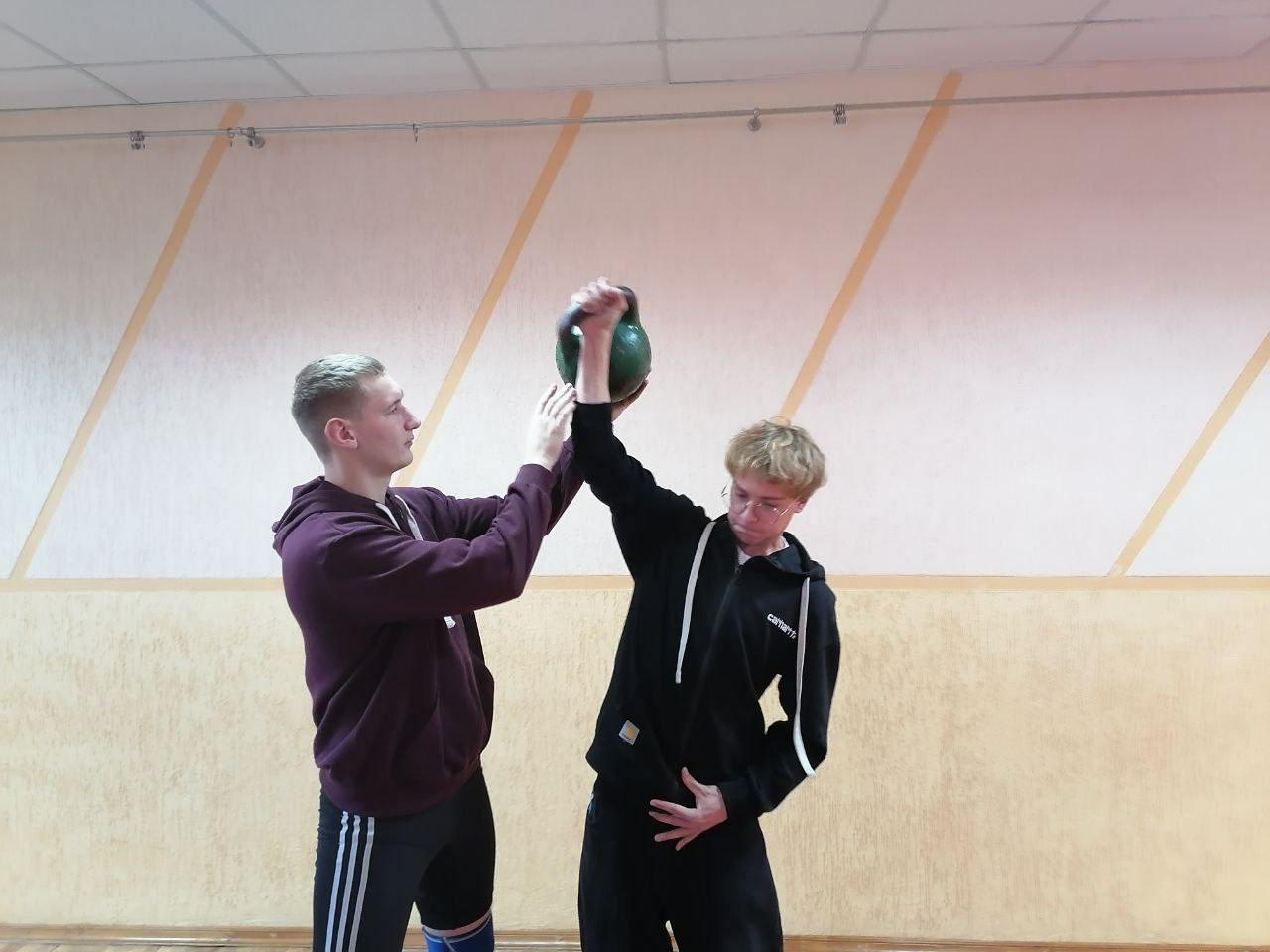 Учащиеся Средней школы № 32 им. Т. Г. Ларионовой приняли участие в Дне открытых дверей Военной академии Республики Беларусь