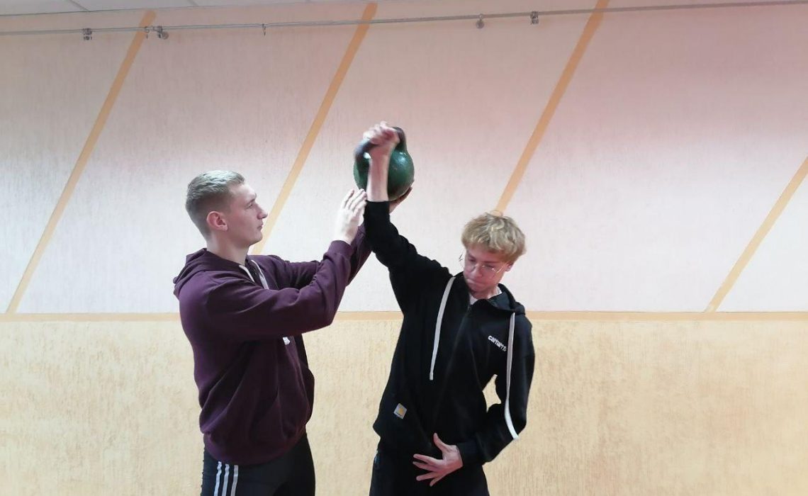 telegram-cloud-photo-size-2-5471941803331677712-y